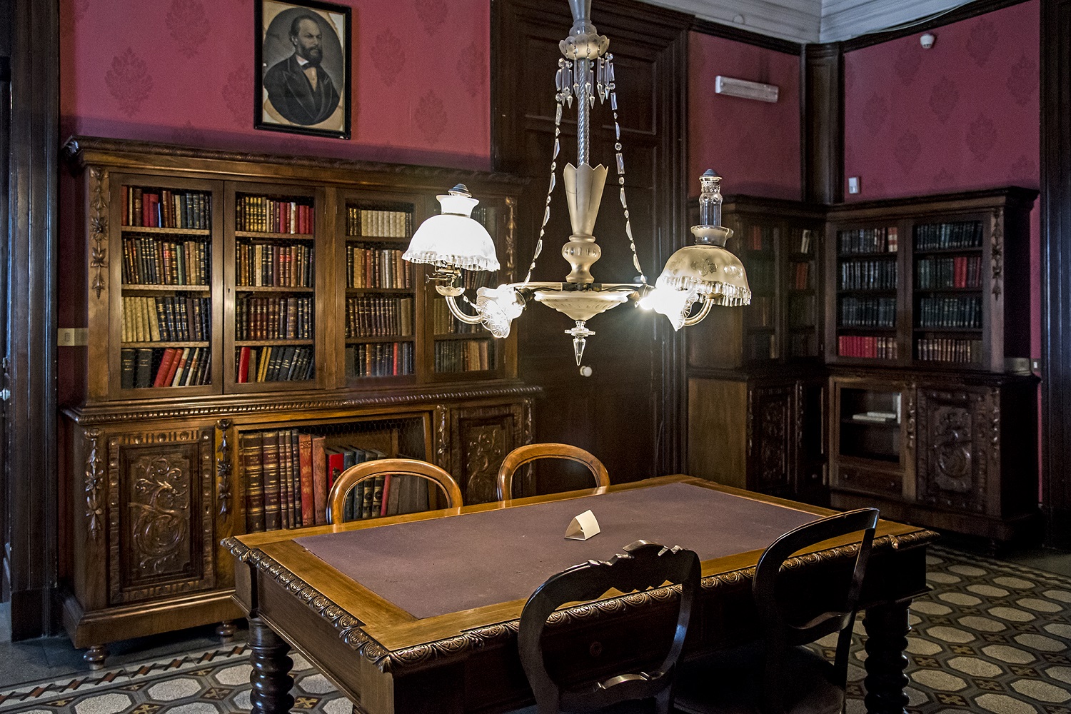 Biblioteca della Casa Museo Verga. Foto di Eleonora Barilà