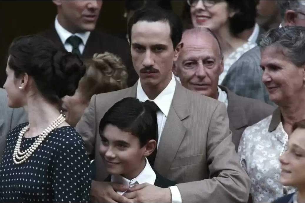 Edoardo Strano in una scena de "Il traditore"