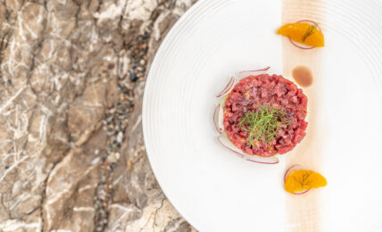 Tartara di tonno al finocchietto selvatico e arancia